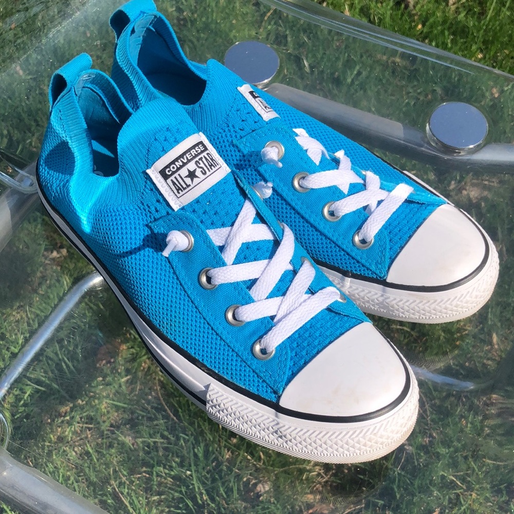 Converse Blue and White Chuck Taylor Slip On Sneakers Women’s 9